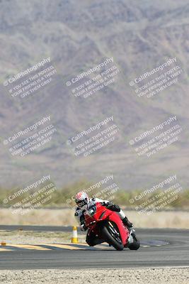 media/Apr-17-2025-Racers Edge (Thu) [[0a0c127f11]]/B Group/5-Session 3 (Turn 14)/
